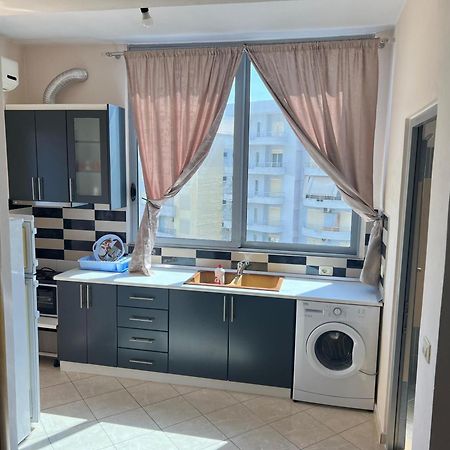 Tulipani Apartments Near Promenade ساراندا المظهر الخارجي الصورة