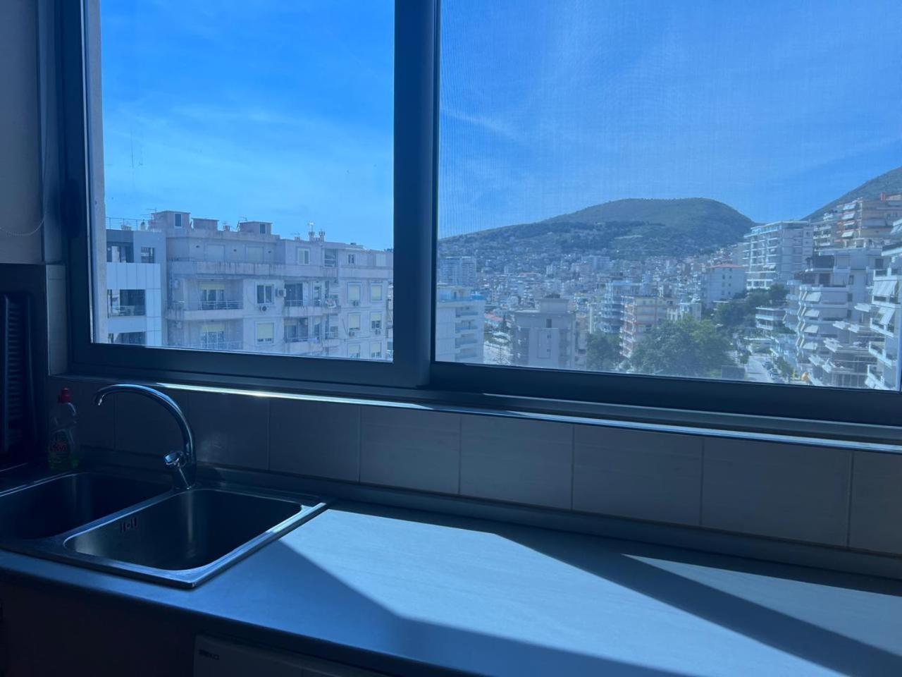 Tulipani Apartments Near Promenade ساراندا المظهر الخارجي الصورة